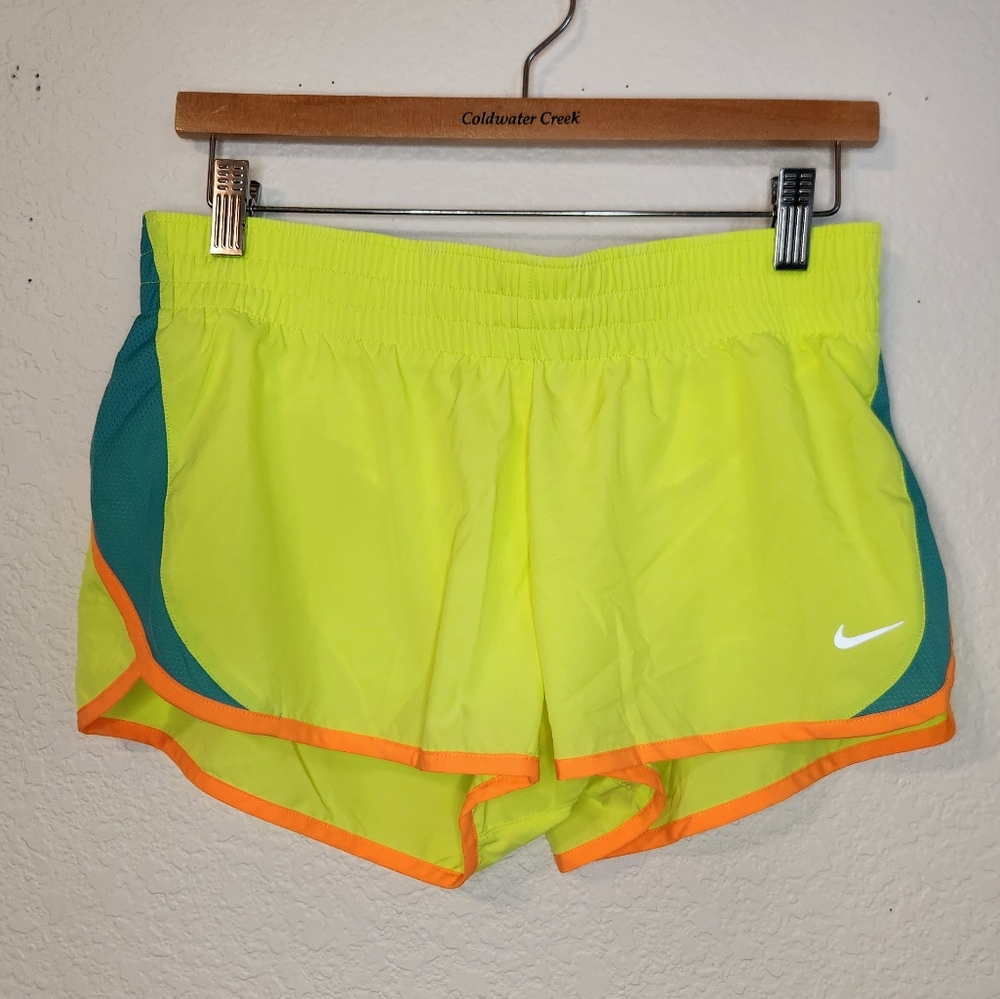Nike Dri-fit Women's‎ Running Athletic Lined Low-Rise Shorts, Size M